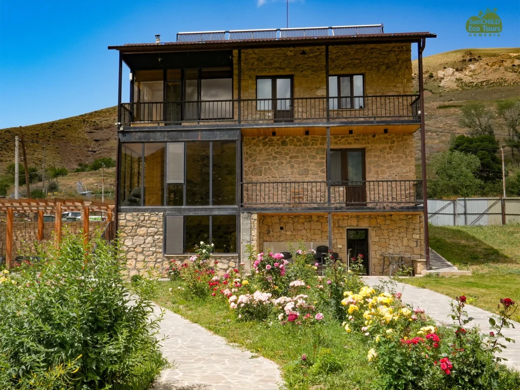 Gnishik Eco Lodge